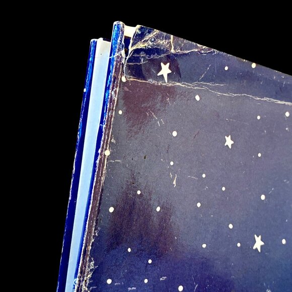 The Joy of A Peanuts Christmas by Charles Schulz (2000) Hardcover Hallmark Books - Picture 10 of 16